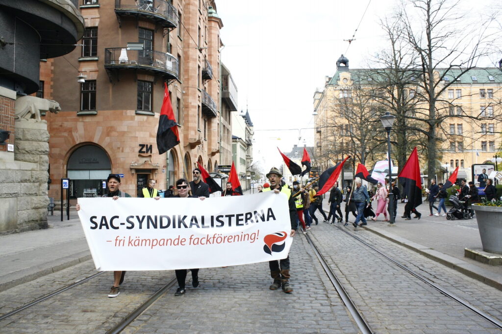 Demonstrationståg med fackföreningen Norrköpings LS av SAC Syndikalisterna. 