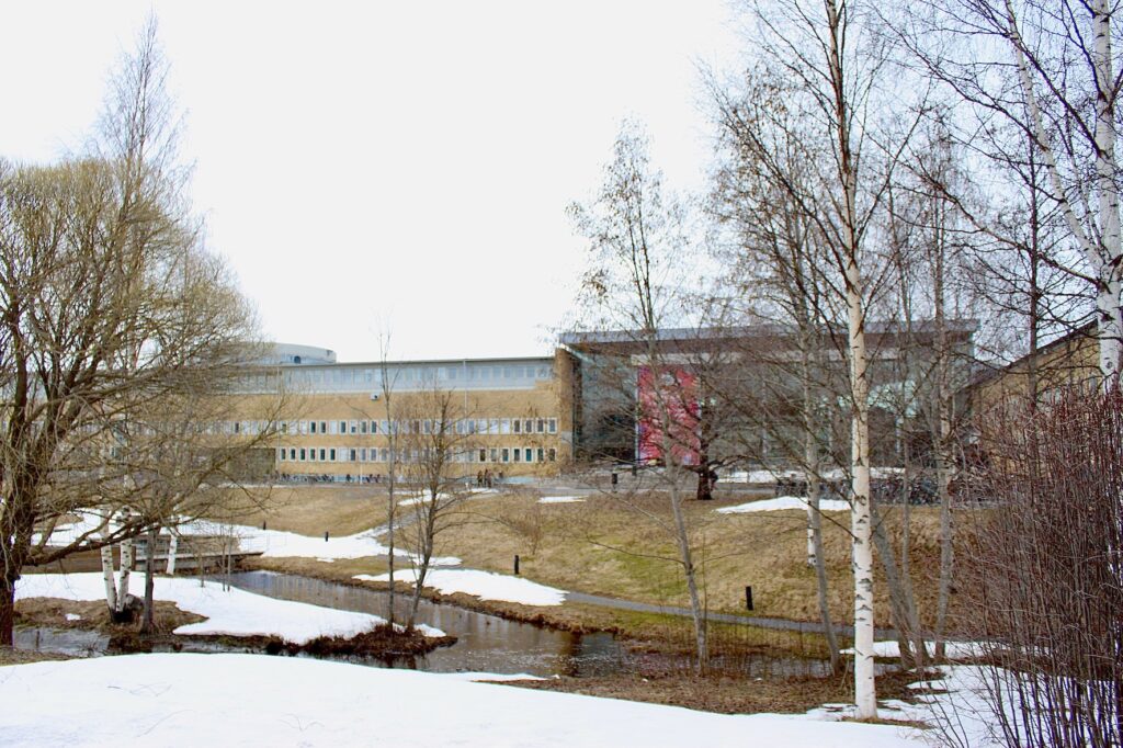 Umeå universitet under tidig vår